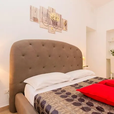 Vatican Domus * Roma