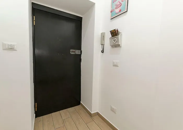 Vatican Domus Apartment *